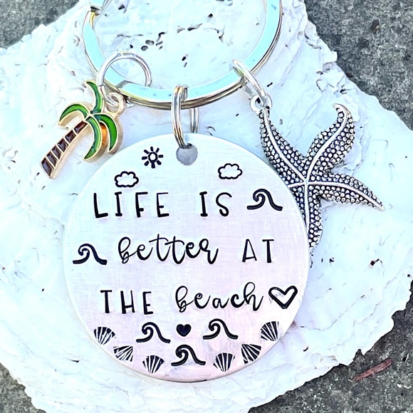 Beach Girl Gift - Mermaid Keychain -Mermaid Gifts - Beach Keychain - Beach Gifts - Picture 3 of 3